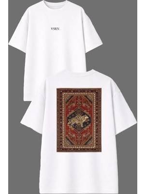 Vsrn Kurt Detaylı Halı Tasarım Ön Arka Baskılı Beyaz Oversize T Shirt