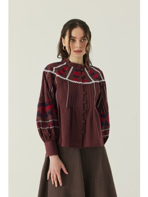 Zülays Fırfır Yaka Nakışlı Gömlek Bordo