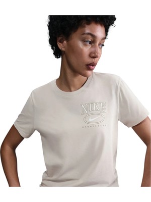 Nike Clup Tee Pamuklu Kadın Krem Tişört