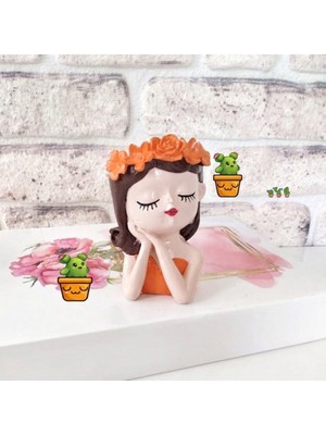 Karakız Dekoratif Taçlı Kız Kalıp 6,5x7,5 İç Derinlik 4 Cm