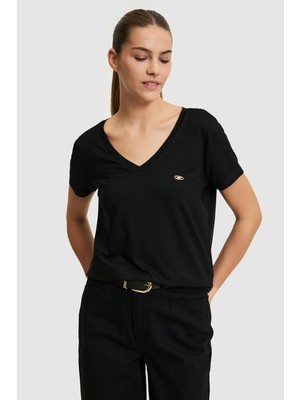 U.S. Polo Assn. Kadın Siyah Basic Tişört 50321833-VR046