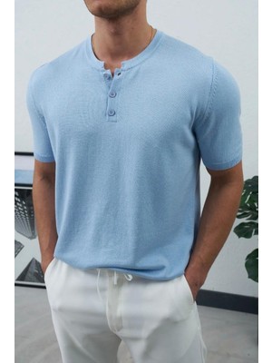 Moda Henley Kısa Kol Düğmeli T-Shirt
