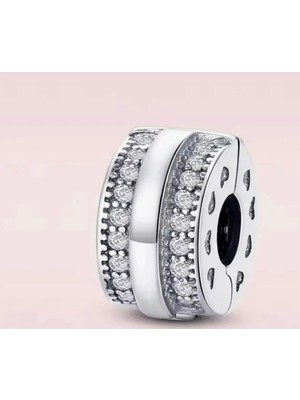 Lovecharm Pave Logo Minik Kalp Detaylı Gümüş Klips Charm