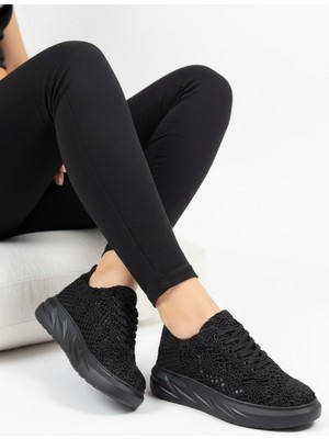 Uway Kadın Dantel Detaylı Içi Hakiki Deri Ortopedik Taban Sneakers Ayakkabı
