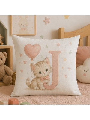 Kadorex Design Sevimli Kedicik Harfli Bebek Odası Kırlent Dekoratif Kılıfı (40 x 40) cm (J) Harfı