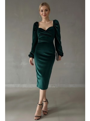 Ang Butik Kadın Kalp Yaka Kadife Yırtmaçlı Elbise