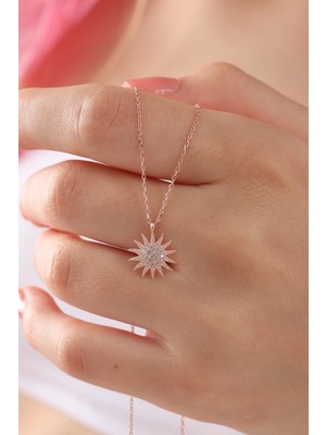 Bilsen Store Güneş Model Zirkon Taşlı Kadın Gümüş Kolye 925 Ayar Gümüş Maden