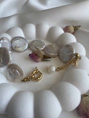 Maison Perle Jewelry Bella Yuvarlak Kesim Barok Tarz Gemici Dümeni Klipsligerçek Inci Bileklik