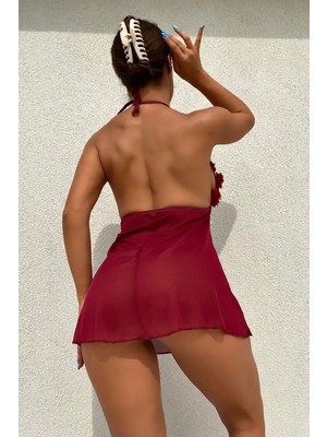 Kırmızı Şıklık Göğüs Kısmı Işlemeli Gecelik