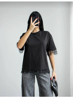 Lindalina Tekstil Kadın Oversize Bisiklet Yaka Dantel Detaylı T-Shirt