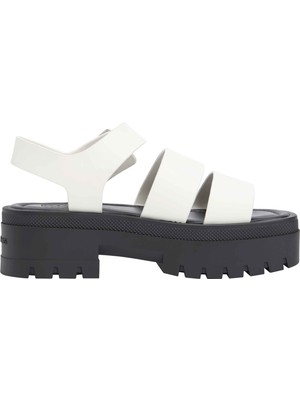 Tommy Hilfiger Tommy Hılfıger Kadın Marka Logolu Şık Görünümlü Rahat Tabanlı Günlük Kullanıma Uygun Beyaz Sandalet EN0EN02944 Ybı