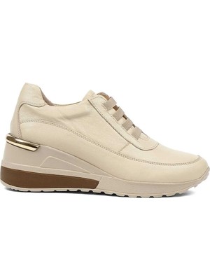 Celal Gültekin Kadın Bej Dolgu Topuklu Deri Sneaker