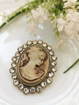 Halley Concept Antik Cameo Broş