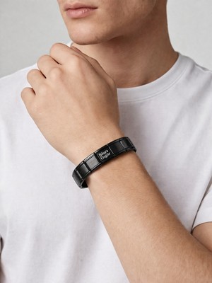 C&On Design Kişiye Özel Charm Bileklik - Yazılı Charm - Lazer Kazımalı - Hediye Kutulu - Kadın & Erkek
