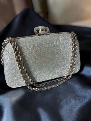 Dilora Kadın Dokulu Abiye Çanta Clutch Portföy Zincir Askılı Kristal Taş Kilitli Düğün Nişan Gece Davet Çantası
