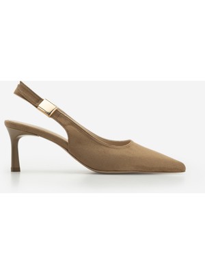 Marjin Kadın Stiletto Sivri Burun Arkası Açık Tokalı Lastikli Kısa Klasik Topuklu Ayakkabı Zelor Camel Süet