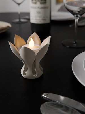 Lotus Çiçeği Tasarımlı Tealight Mumluk – Modern ve Zarif Dekoratif Mumluk