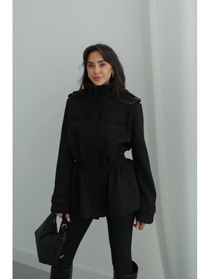 Havoş Siyah Apolet Detaylı Beli Lastikli Ceket