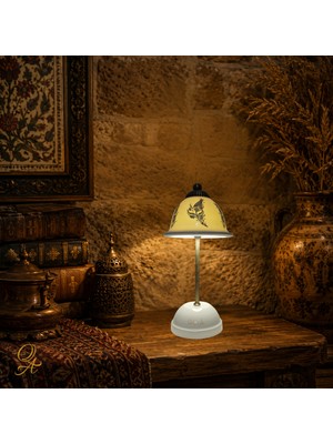 Qtahya Art Abajur-Masa ve Gece Lambası-Dekoratif-Şeffaf Porselen-El Yapımı-Porselen Şapkalı-Krem Gövde