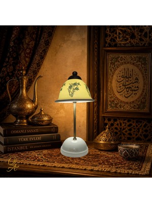 Qtahya Art Abajur-Masa ve Gece Lambası-Dekoratif-Şeffaf Porselen-El Yapımı-Porselen Şapkalı-Krem Gövde
