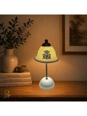 Qtahya Art Abajur-Masa ve Gece Lambası-Dekoratif-Şeffaf Porselen-El Yapımı-Porselen Şapkalı-Krem Gövde