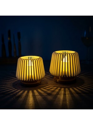 Lina Hobby Modern Tasarım Dekoratif Mini Abajur Görünümlü Masaüstü Lambası ve Mumluk ( LED Mumlar Dahil )