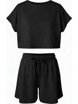 Lyvean Süprem Kloş Şortlu Crop Takım
