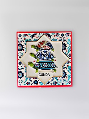 Mundy Cunda Temalı Polyester Kabartmalı Kaplumbağa Desen Magnet  7 x 7 cm – Dekoratif Hediyelik Buzdolabı Süsü  (KOD:1163)