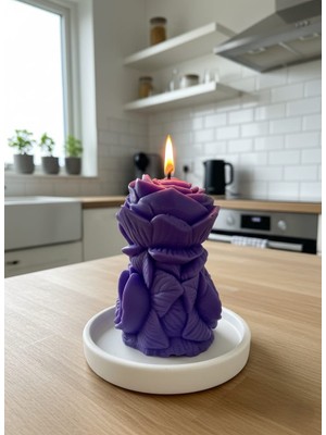 AY IŞIĞI MUMLARI Gül Tasarımlı Hediyelik Dekoratif Vanilya Kokulu Parafin Wax Mum (Mor Renkli)