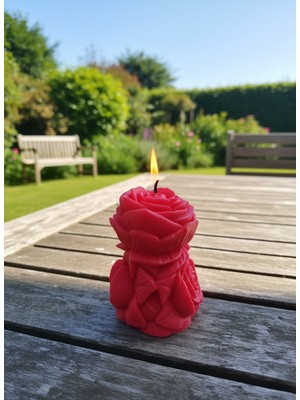 AY IŞIĞI MUMLARI Gül Tasarımlı Hediyelik Dekoratif Pudra Kokulu Soya Wax Mum (Kırmızı Renkli)