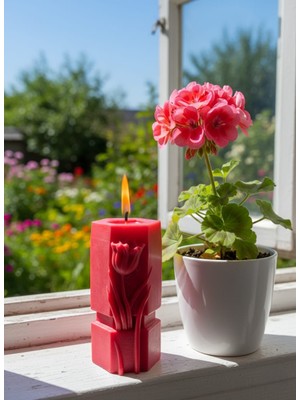 AY IŞIĞI MUMLARI Lale Desenli Hediyelik Dekoratif Pudra Kokulu Soya Wax Mum (Kırmızı Renkli)