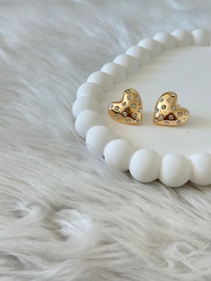 Revoia Taş Detaylı Gold Kalp Küpe