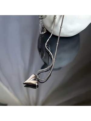 Gloriam Çelik Gümüş Renk Kalp Figür Minimal Top Detay Kadın Kolye