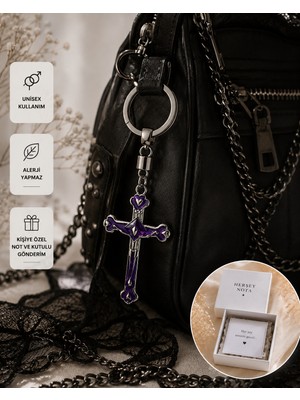 Herşey Nota Mor Gotik Haç Anahtarlık – Unisex Vintage Stil Çanta ve Anahtar Aksesuarı
