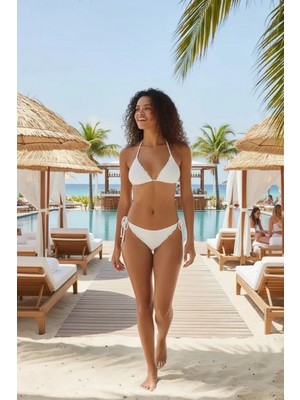 İlkyaz Fashion Ieg™ Kadın Beyaz Dantel Detaylı Pedli Boyun ve Belden Bağlamalı Bikini Takımı