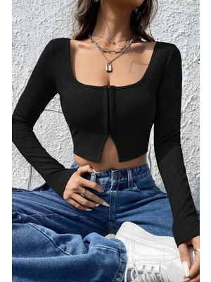 Hace Bazaar Kadın Siyah Uzun Kollu Agraflı Göğüs ve Göbek Dekolteli Crop Top Bluz