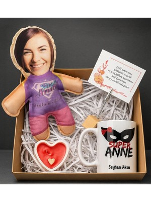Bk Gift Kişiye Özel Bebek Yastık & Kupa & Mum & Notluk Kutulu Hediye Seti-1, Anneye Hediye, Anneler Günü Hediyesi