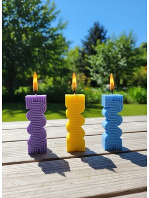AY IŞIĞI MUMLARI Geometrik Dalga 3'lü Hediyelik Dekoratif Hoş Kokulu Parafin Wax Mum (Mor + Sarı + Mavi Renkli)