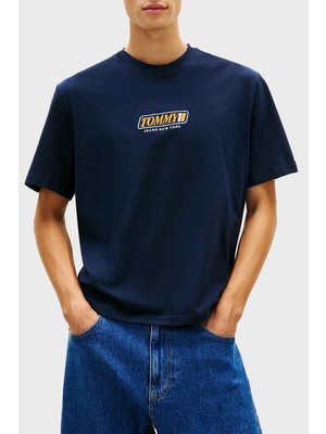 Tommy Jeans Logolu Pamuklu Regular Fit Bisiklet Yaka T Shirt Erkek T Shirt DM0DM22546 C1G