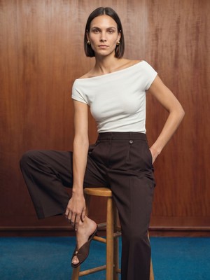 Dilvin 32839 Geniş Yaka Basic T-Shirt-Ekru