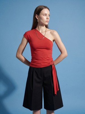 Dilvin 32877 Tek Omuzlu Tokalı Top-Kırmızı