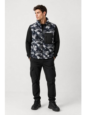 Dsnm Bizim Terzi Dsnm   Bizim  Terzi Dsnm  Gri  Siyah  Kamuflaj  Polar Yelek  3 Cepli Tam  Fermuarlı Silim   Fit Anti Pilling  Tüylenme Yapmaz Hava Geçirmez Soft Shell Polar. Yelek
