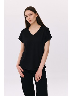 Daido Kadın V Yaka Kısa Kollu Penye T-Shirt 6201 Siyah