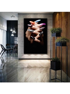 Renkli Ojeli Tırnak El Kadın Makyaj Modern Dekoratif Kanvas Tablo ART00165