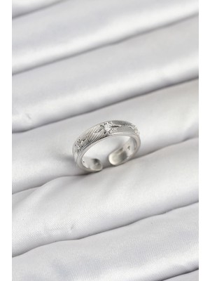 Hace Bazaar Mey Ithalat® Pirinç Gümüş Renk Zirkon Taşlı Kutup Yıldızı Model Kadın Yüzük