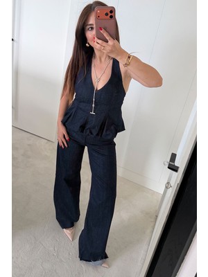 Özge Özgenç Kontrast Dikişli Paçası Kesik Jean
