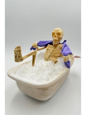 Halloween Bayramı Duş Alan Küvetli Iskelet