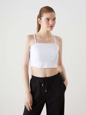 LC Waikiki Beyaz Kare Yaka Askılı Kadın Crop