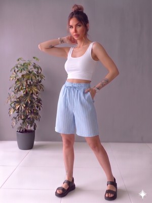 Trendseninle Bebe Mavi Çizgili Beli Ayarlanabilir Keten Pamuklu Şort