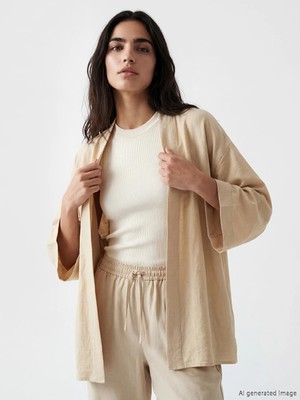 LC Waikiki Bej Şal Yaka Oversize Kadın Kimono